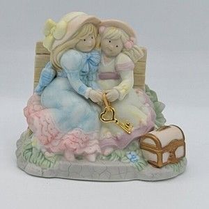 Enesco Porcelain Musical 2 Girls That’s What Friends Are For Music Box
